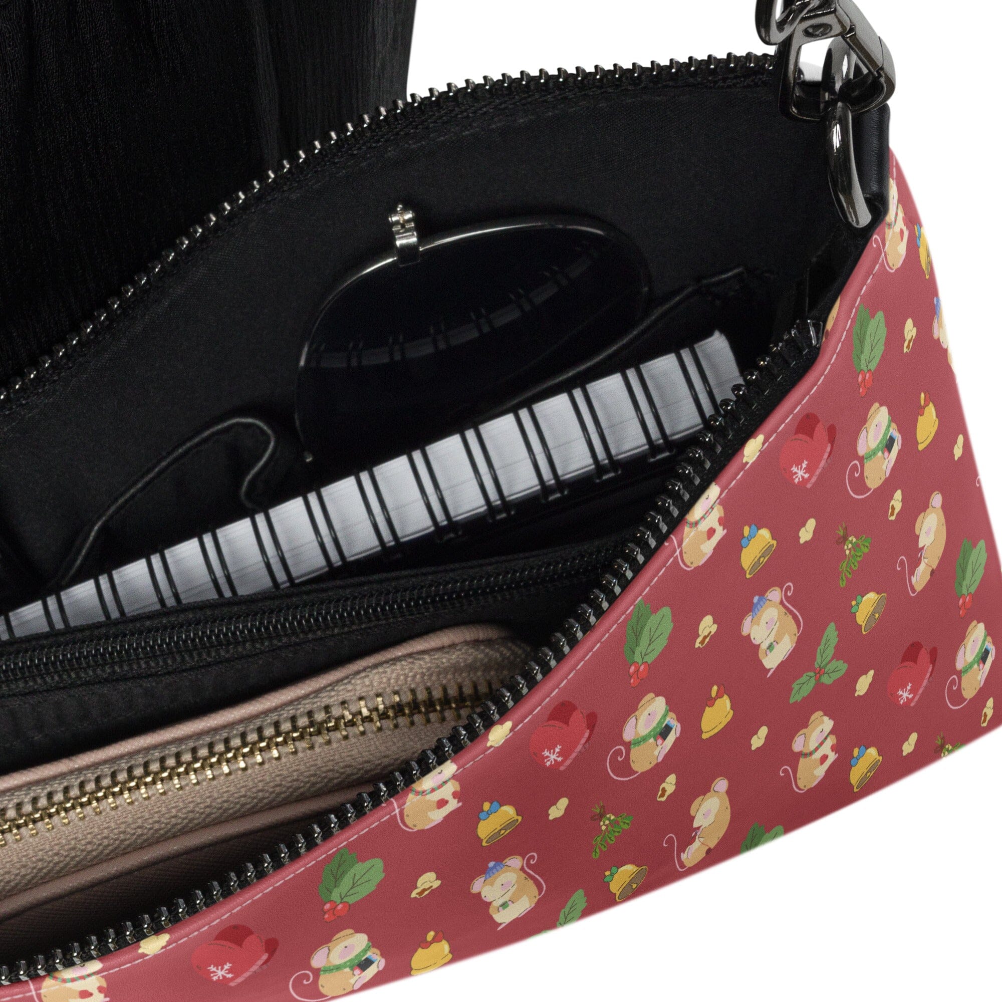 Cozy Christmas Mouse | Crossbody bag | Cozy Gamer Threads & Thistles Inventory