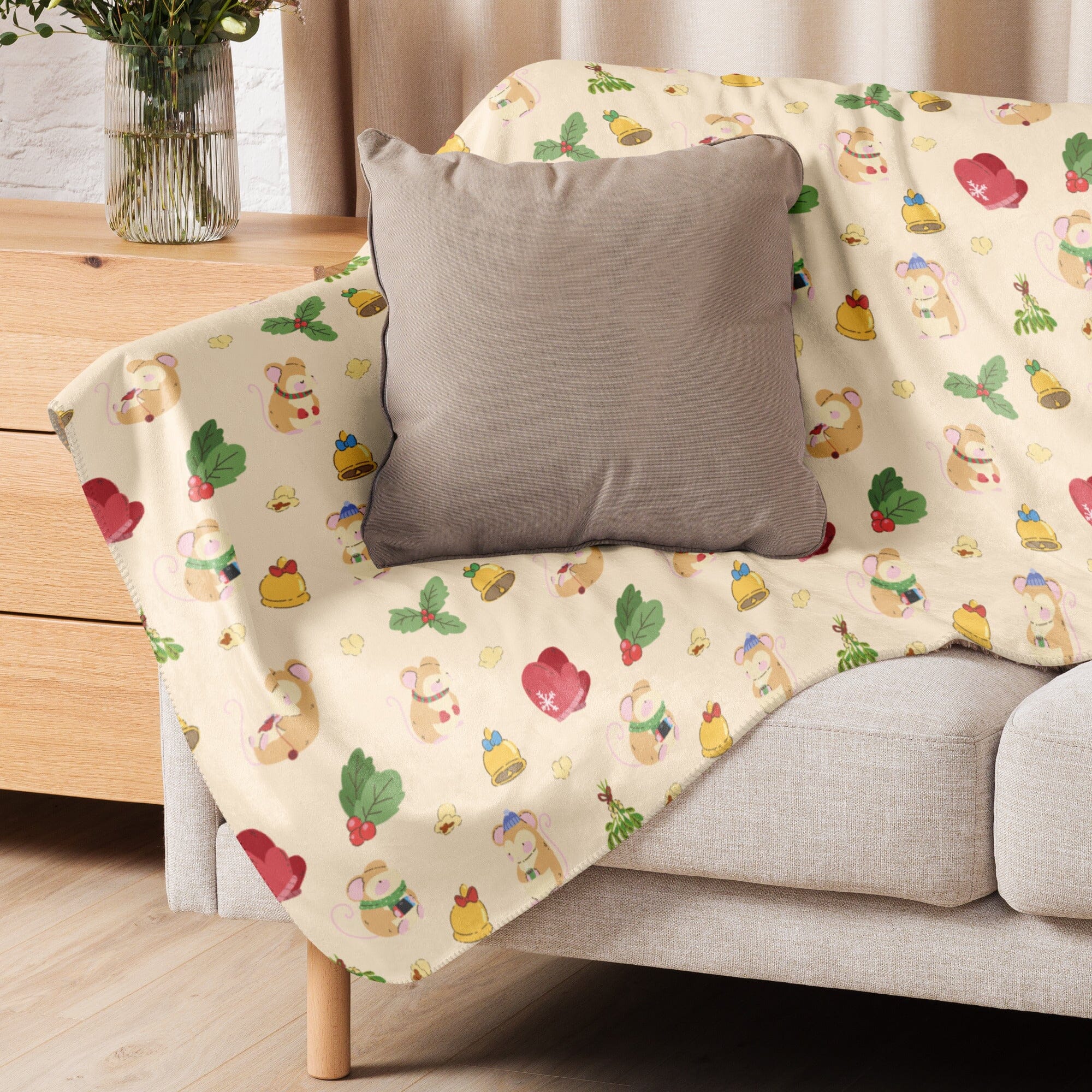 Cozy Christmas Mouse | Sherpa blanket | Cozy Gamer Threads & Thistles Inventory