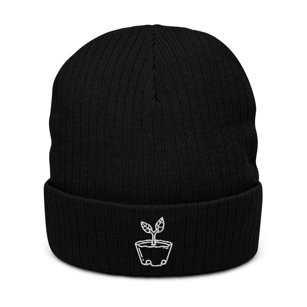 Sapling | Recycled cuffed beanie | Animal Crossing Threads and Thistles Inventory Black